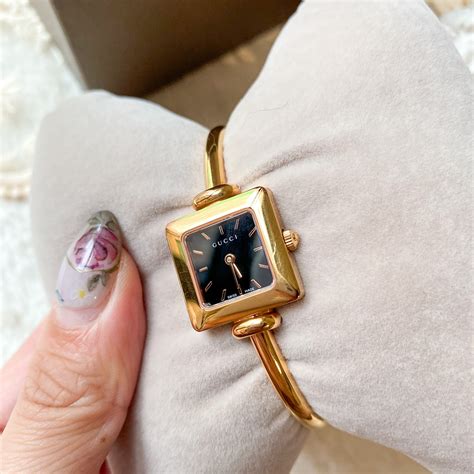 vintage gucci gold bracelet watch|old gucci ladies watches.